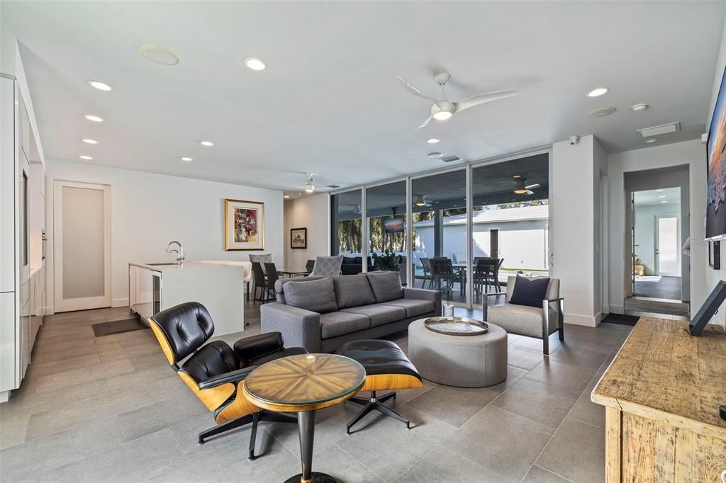 For Sale: $1,899,000 (3 beds, 4 baths, 2602 Square Feet)