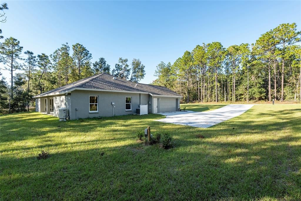 For Sale: $475,000 (3 beds, 2 baths, 2009 Square Feet)