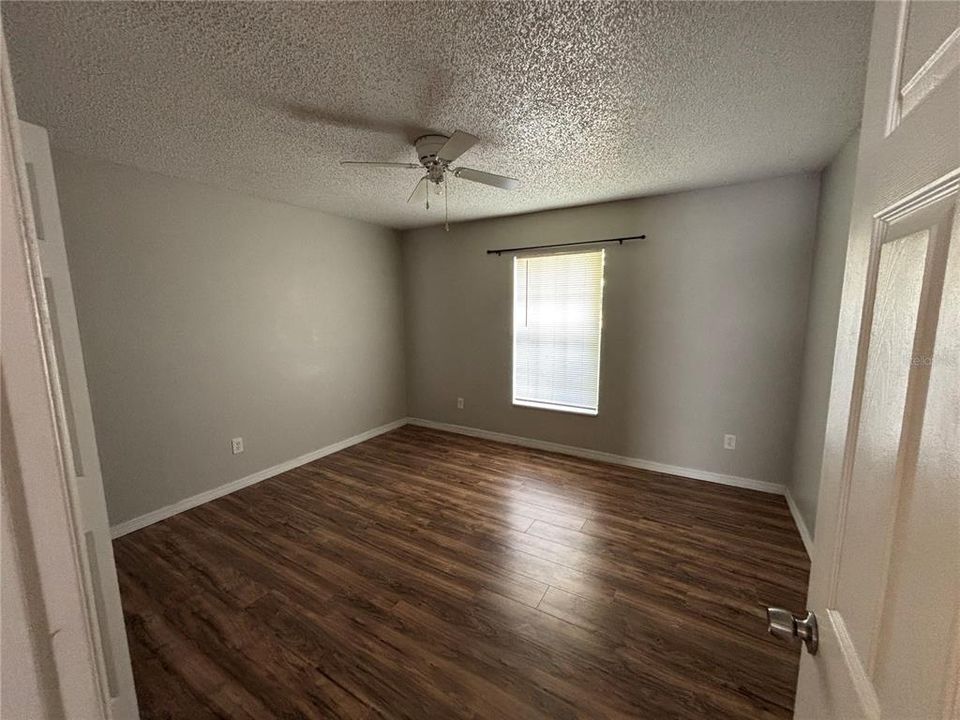 For Rent: $1,575 (3 beds, 1 baths, 1015 Square Feet)