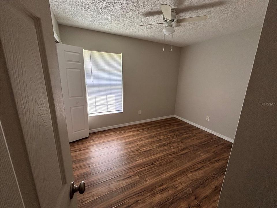 For Rent: $1,575 (3 beds, 1 baths, 1015 Square Feet)