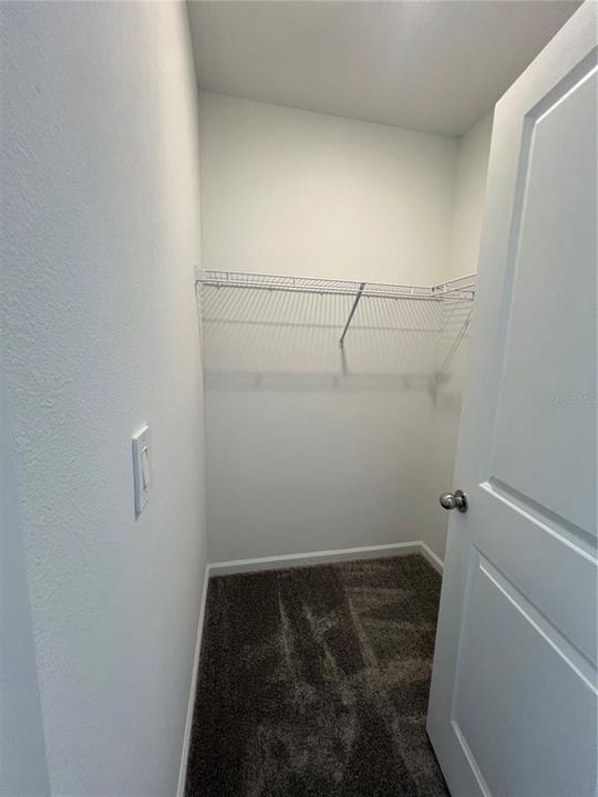 For Rent: $2,000 (3 beds, 2 baths, 2109 Square Feet)