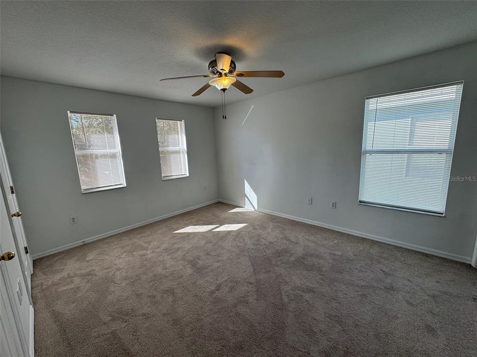 For Rent: $3,000 (3 beds, 2 baths, 1596 Square Feet)