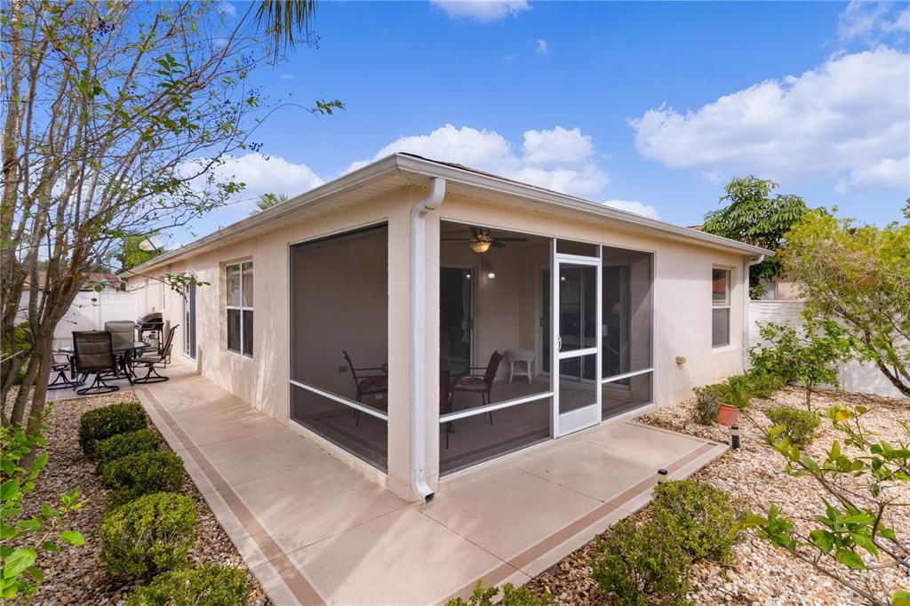 For Sale: $375,000 (3 beds, 2 baths, 1398 Square Feet)