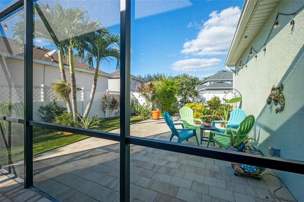 Screened, tiled back porch