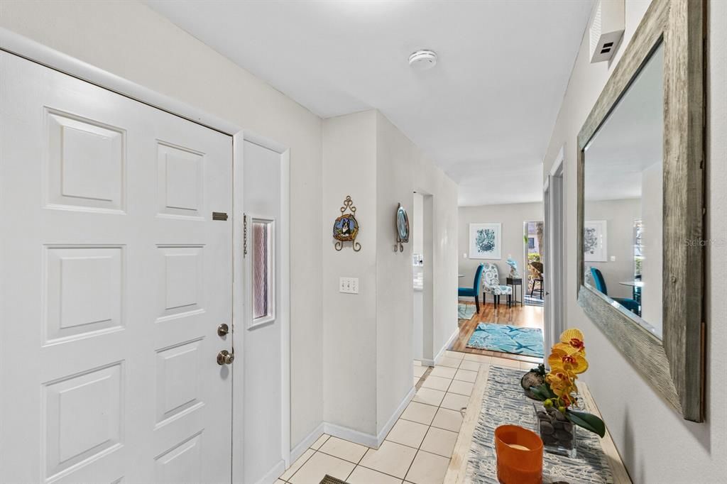 For Sale: $289,000 (2 beds, 2 baths, 1696 Square Feet)