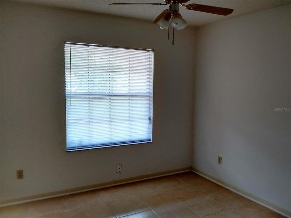 For Rent: $2,150 (3 beds, 2 baths, 1560 Square Feet)