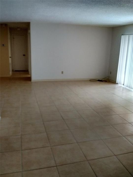 For Rent: $2,150 (3 beds, 2 baths, 1560 Square Feet)