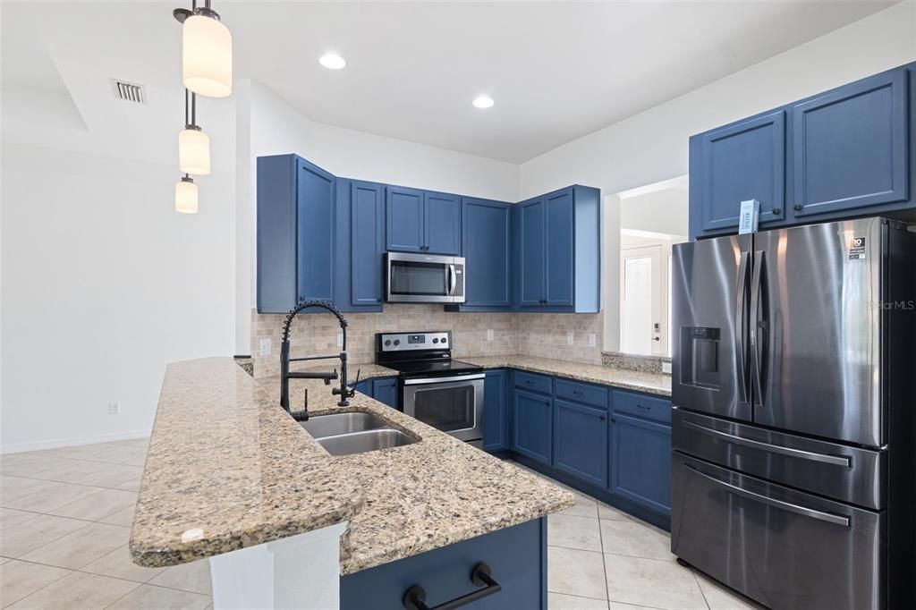 Updated kitchen with newer appliances!