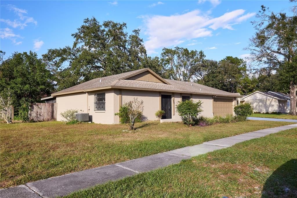 For Sale: $415,000 (3 beds, 2 baths, 2010 Square Feet)