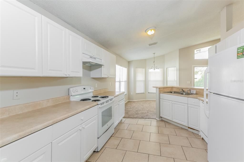 For Rent: $1,570 (3 beds, 2 baths, 1501 Square Feet)