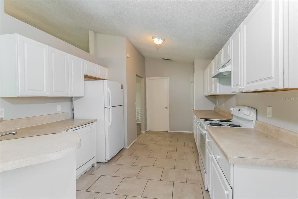 For Rent: $1,570 (3 beds, 2 baths, 1501 Square Feet)