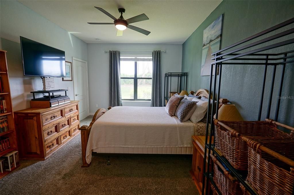 待售: $293,900 (3 贝兹, 2 浴室, 1417 平方英尺)