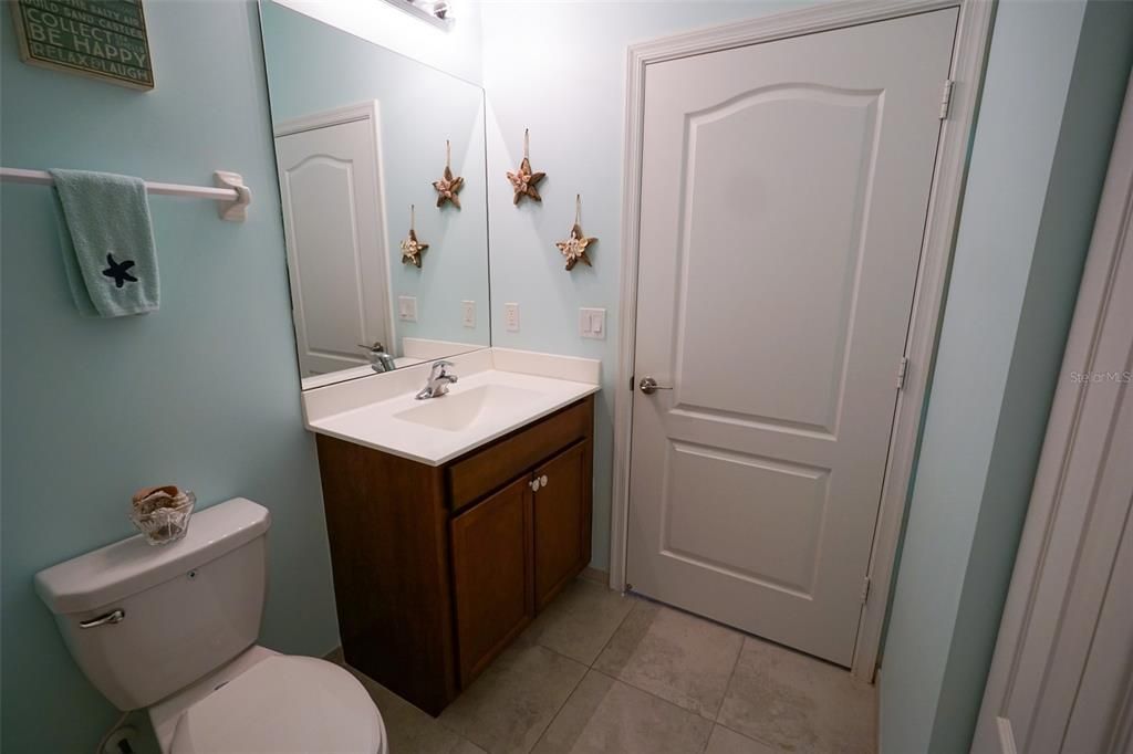 待售: $293,900 (3 贝兹, 2 浴室, 1417 平方英尺)