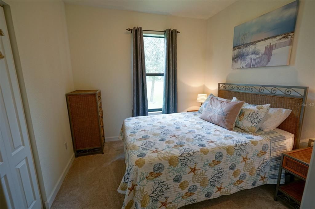 待售: $293,900 (3 贝兹, 2 浴室, 1417 平方英尺)