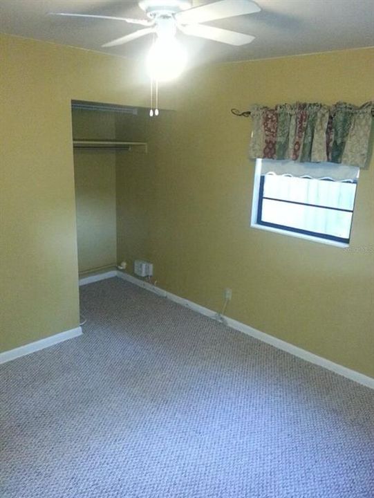 For Rent: $2,200 (3 beds, 1 baths, 1073 Square Feet)