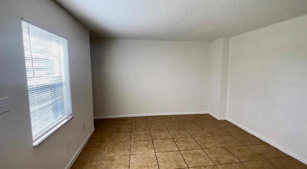 For Rent: $1,250 (1 beds, 1 baths, 540 Square Feet)