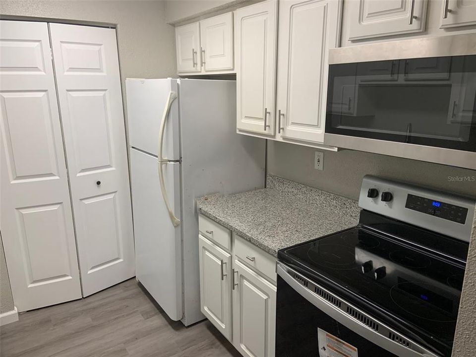 For Rent: $1,500 (2 beds, 1 baths, 768 Square Feet)