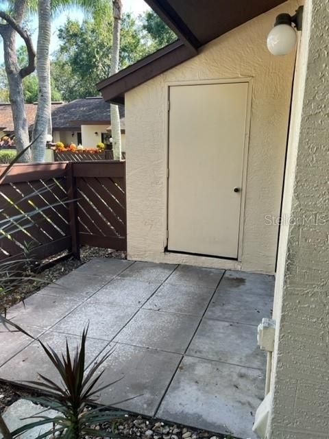 For Rent: $2,150 (3 beds, 2 baths, 1298 Square Feet)