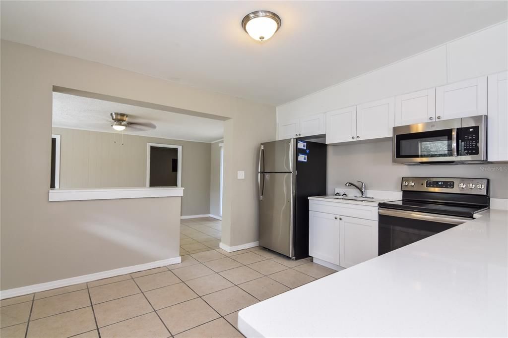 For Rent: $1,955 (4 beds, 1 baths, 1232 Square Feet)