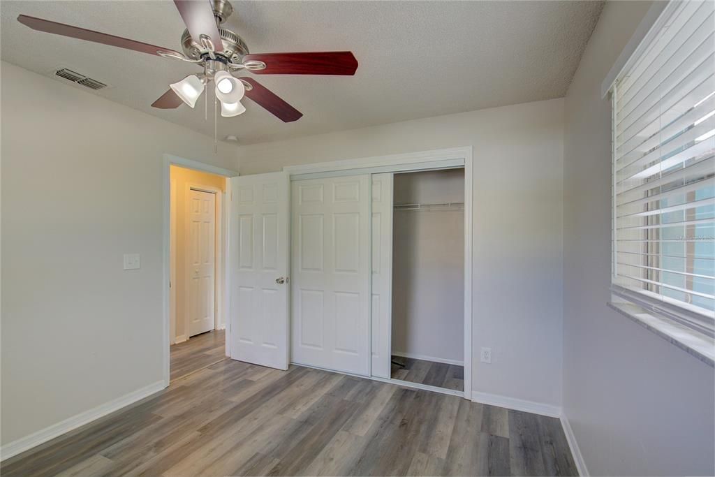 For Sale: $239,900 (3 beds, 2 baths, 1280 Square Feet)