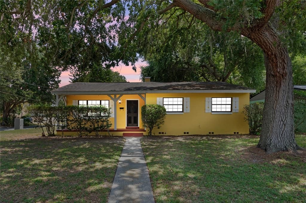 For Rent: $2,750 (3 beds, 1 baths, 1442 Square Feet)