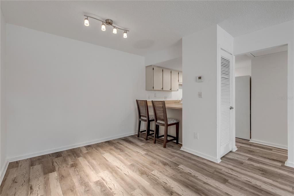 Dining Room and Breakfast Bar