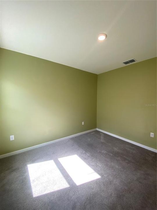 For Rent: $2,500 (3 beds, 2 baths, 1690 Square Feet)