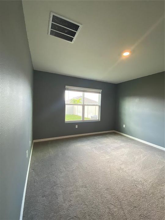 For Rent: $2,500 (3 beds, 2 baths, 1690 Square Feet)