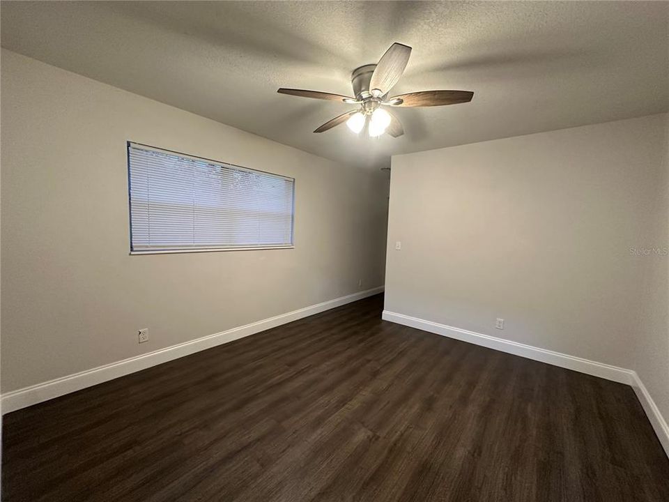 For Rent: $1,700 (3 beds, 1 baths, 1065 Square Feet)