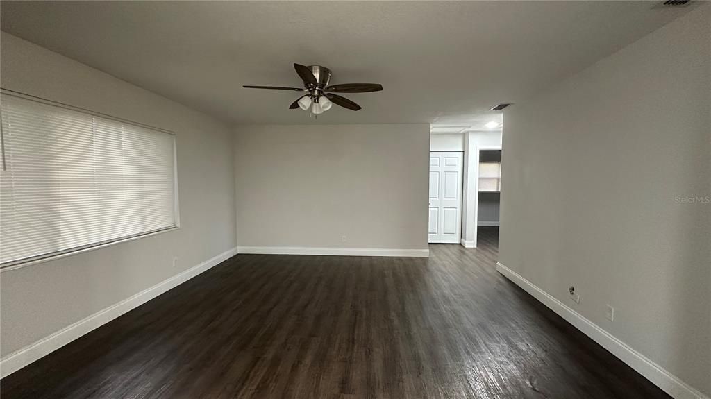 For Rent: $1,700 (3 beds, 1 baths, 1065 Square Feet)