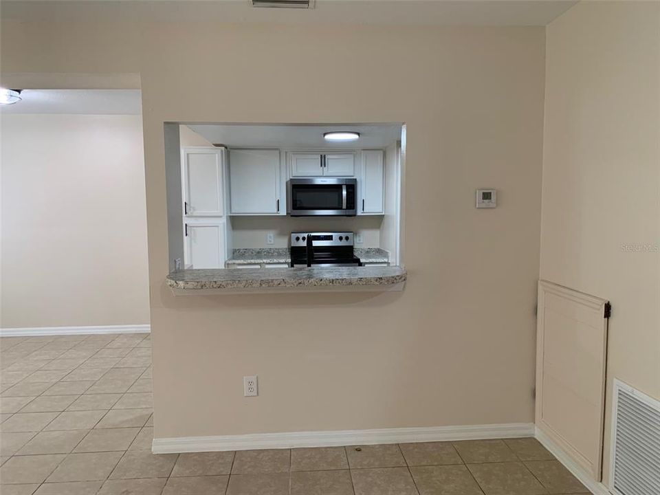 For Rent: $1,700 (3 beds, 2 baths, 1400 Square Feet)