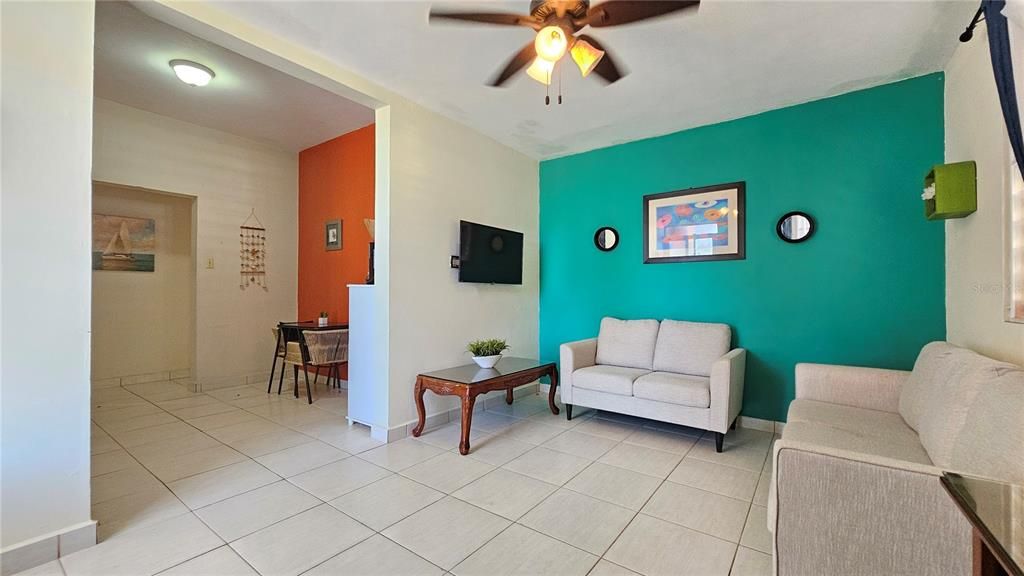 For Sale: $295,000 (8 beds, 0 baths, 3102 Square Feet)