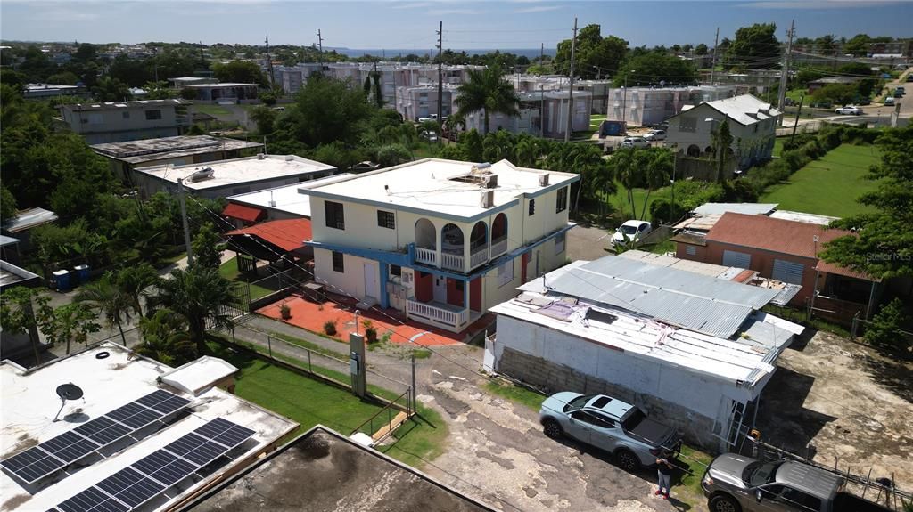 For Sale: $295,000 (8 beds, 0 baths, 3102 Square Feet)