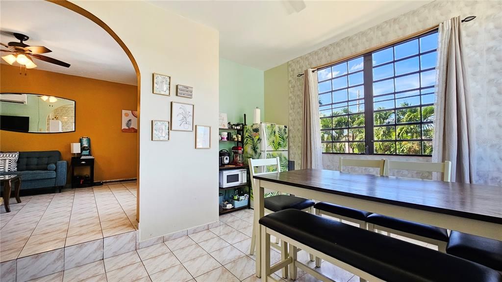 For Sale: $295,000 (8 beds, 0 baths, 3102 Square Feet)