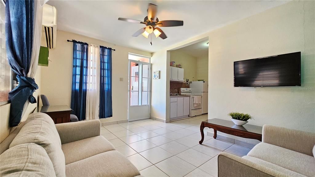 For Sale: $295,000 (8 beds, 0 baths, 3102 Square Feet)