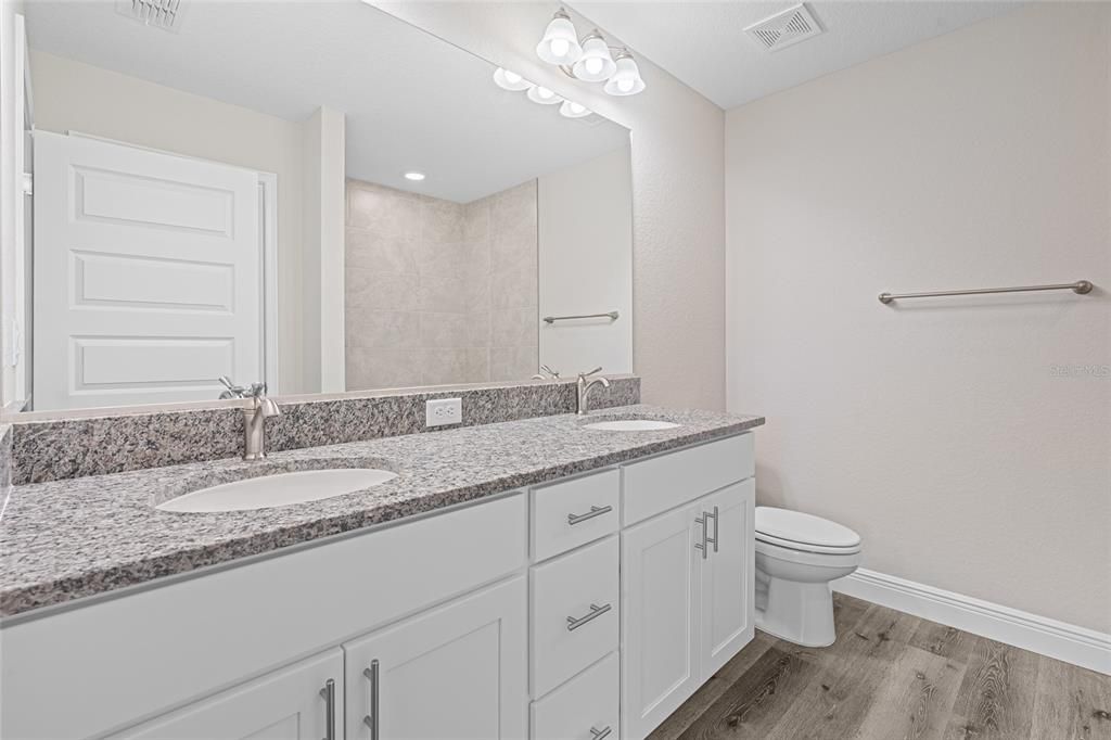 Primary Bath - Dual Vanities & Granite