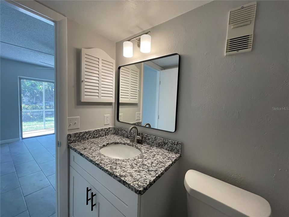 En Venta: $164,900 (2 camas, 2 baños, 917 Pies cuadrados)