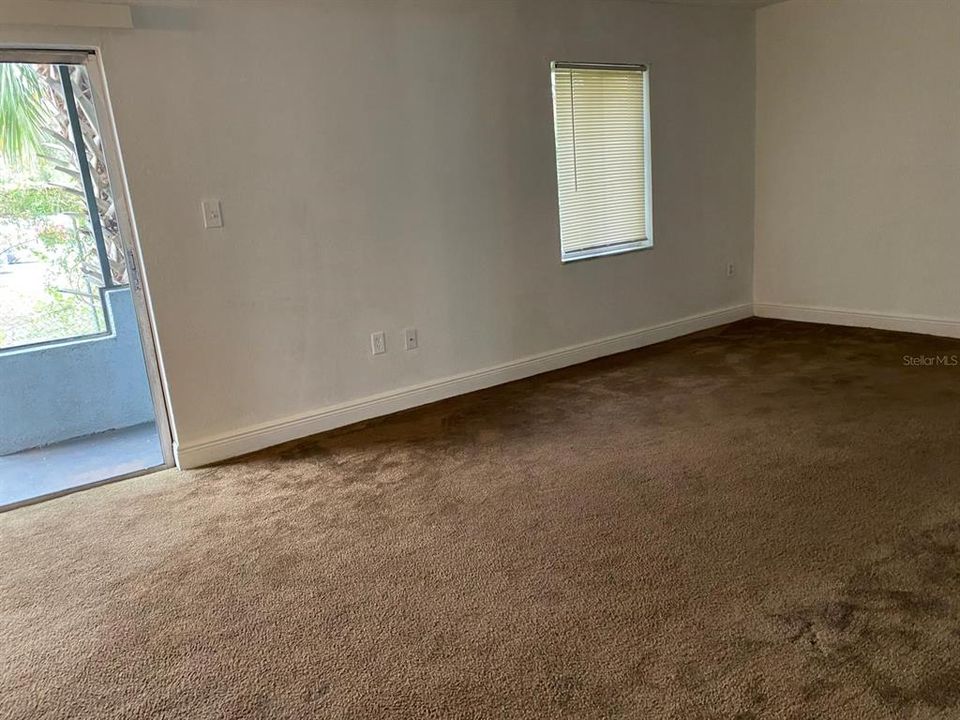 For Rent: $1,575 (2 beds, 2 baths, 976 Square Feet)