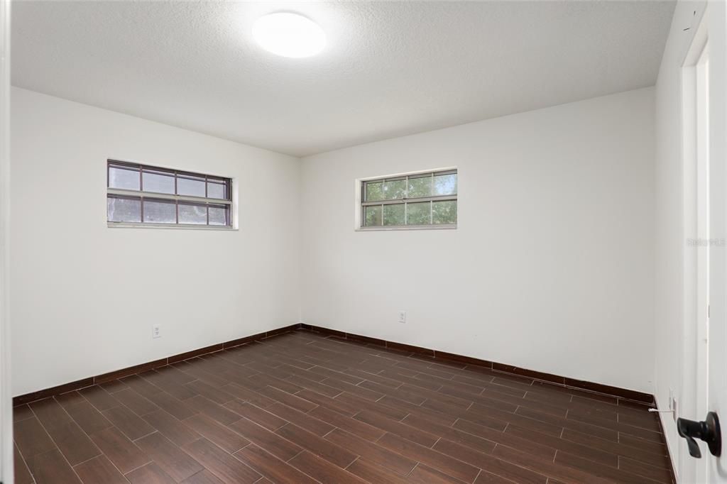 For Sale: $239,900 (3 beds, 2 baths, 1196 Square Feet)