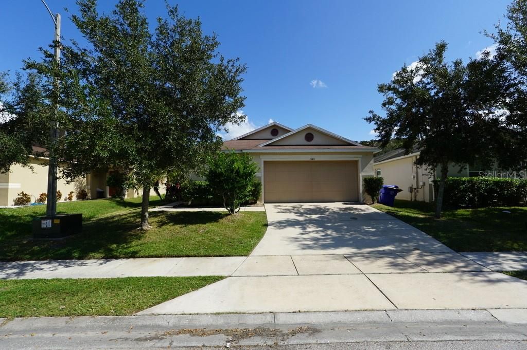 For Sale: $370,000 (4 beds, 2 baths, 1740 Square Feet)