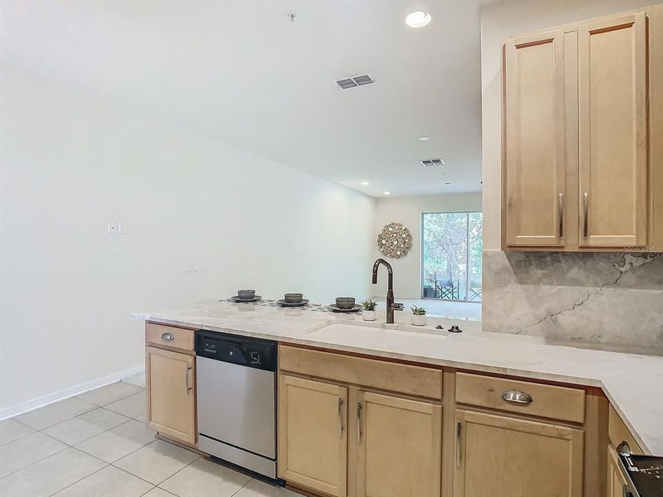 For Sale: $347,900 (3 beds, 2 baths, 1512 Square Feet)