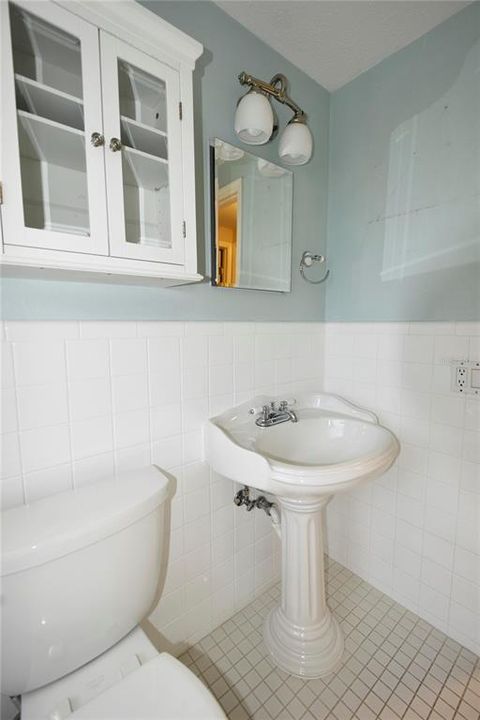 Upstairs Bathroom