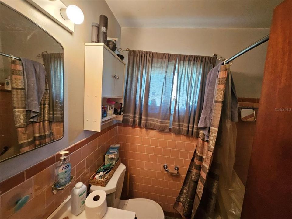 En Venta: $299,999 (3 camas, 1 baños, 988 Pies cuadrados)