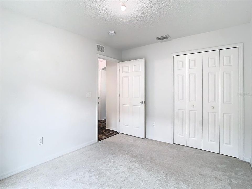 For Sale: $299,900 (3 beds, 2 baths, 1128 Square Feet)