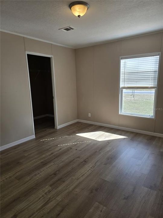 Bedroom 2 - walk-in closet.