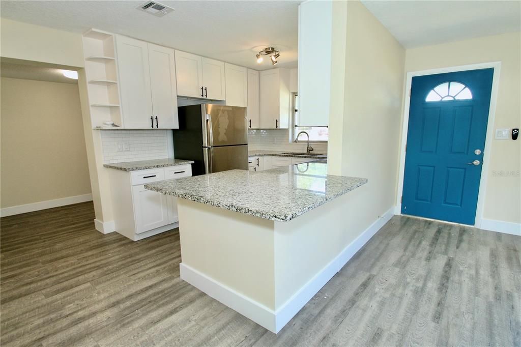 For Rent: $2,600 (3 beds, 2 baths, 1264 Square Feet)