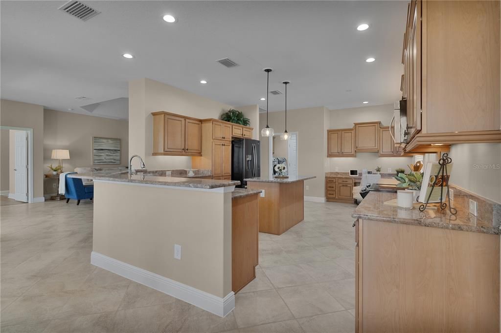 Granite counter tops, Maple Stacked Cabinets