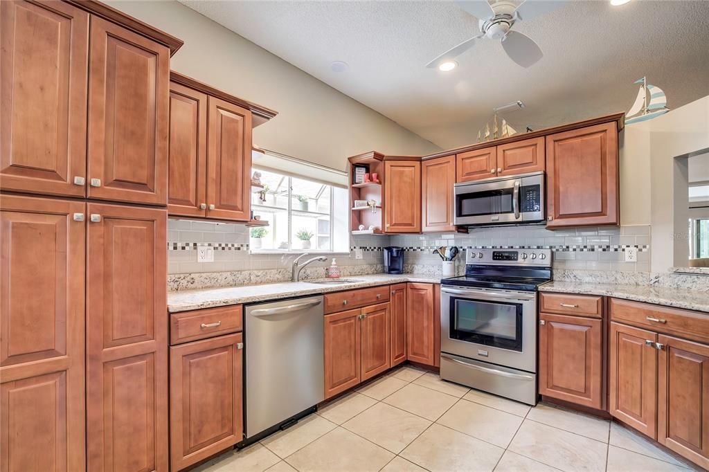 For Sale: $354,900 (3 beds, 2 baths, 1802 Square Feet)