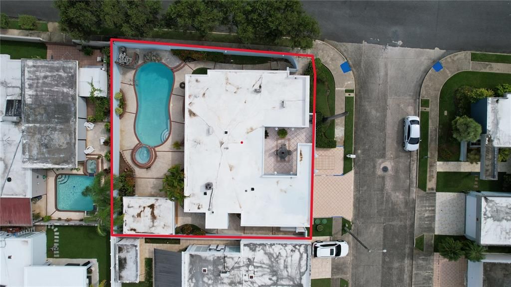 Под контрактом: $450,000 (4 спален, 2 ванн, 2284 Квадратных фут)