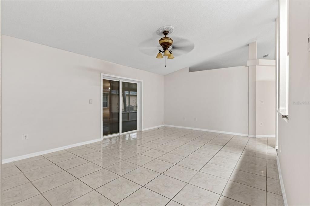 For Sale: $239,000 (3 beds, 2 baths, 1587 Square Feet)